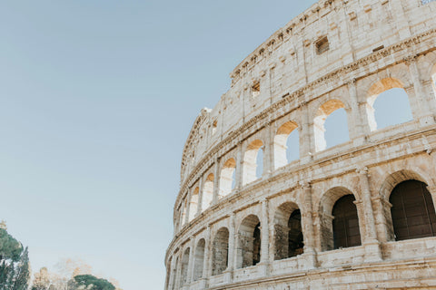 El Coliseo de Roma de día