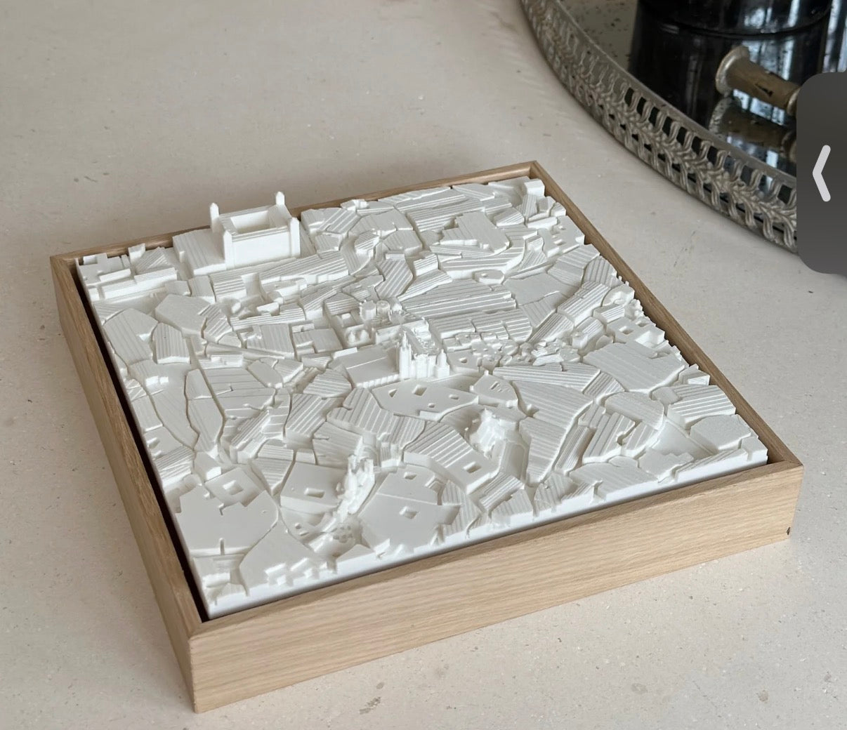 Mapa 3D de Toledo enmarcado en roble macizo