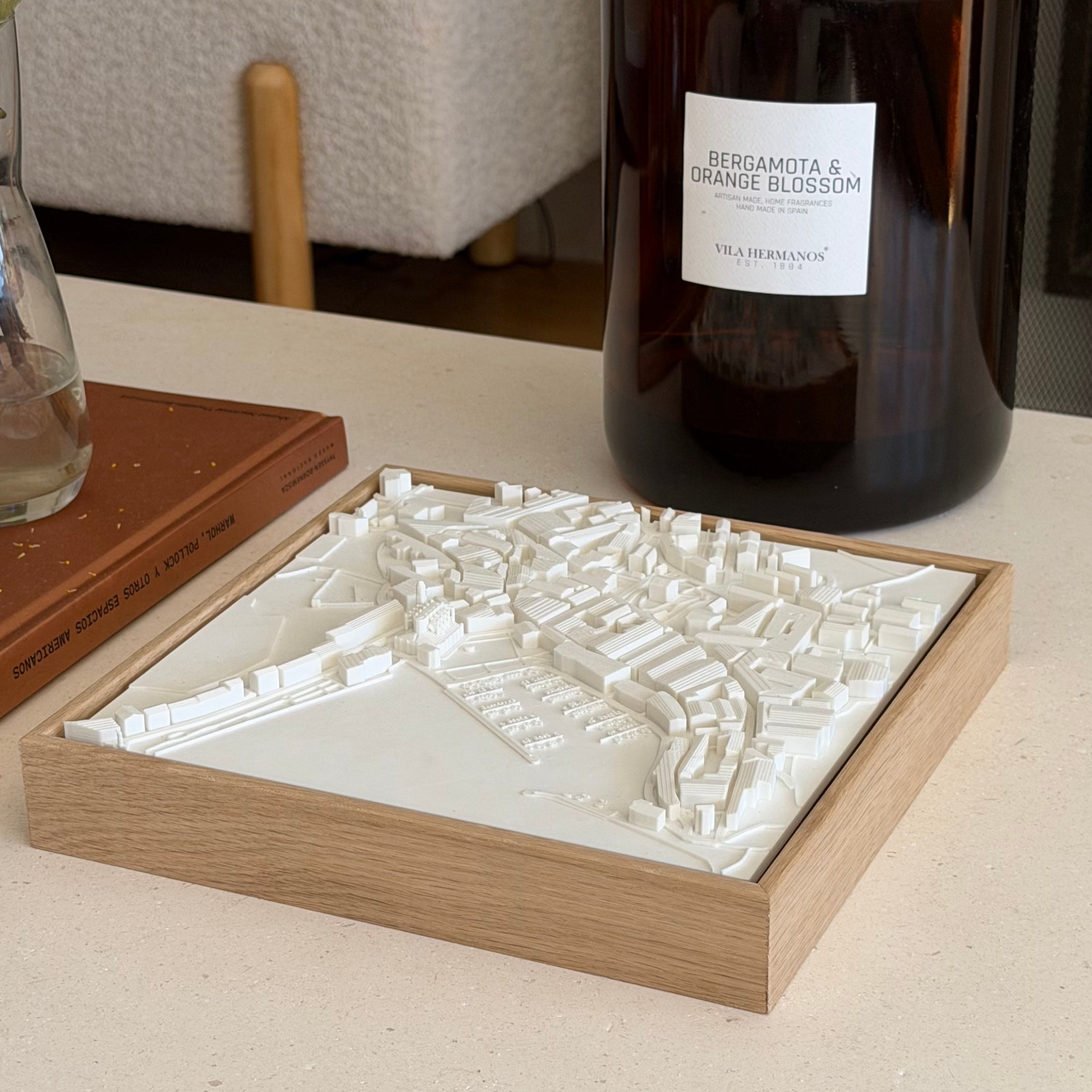 Mapa 3D de Lekeitio enmarcado en roble macizo